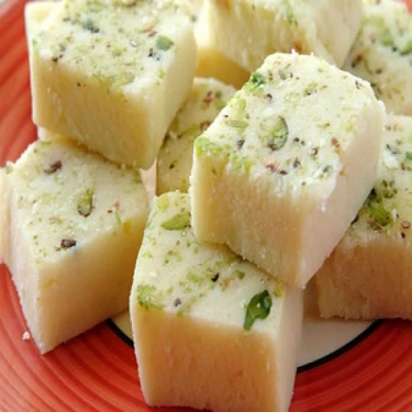 https://cdn.shopify.com/s/files/1/1857/6931/files/PullaReddyMalaiBurfi.png?v=1716900131